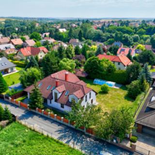 Prodej rodinného domu 376 m² Hřebeč