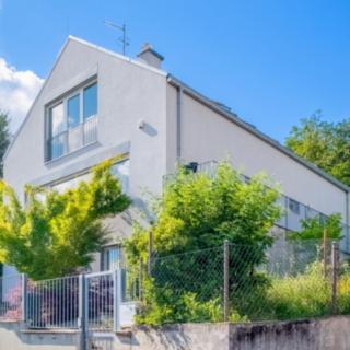 Prodej rodinného domu 205 m² Praha