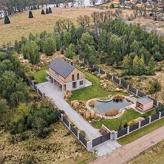 Prodej podílu stavební parcely 2055 m&sup2; Kamenice