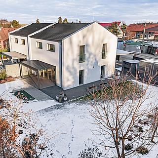 Prodej rodinného domu 141 m&sup2; Dobřejovice