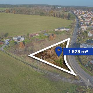 Prodej stavební parcely 1528 m² Třemošná