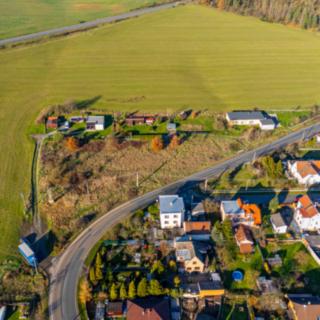 Prodej stavební parcely 1 528 m² Třemošná