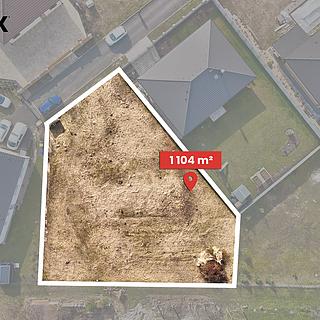 Prodej stavební parcely 1104 m&sup2; Hrobce