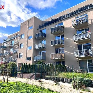 Pronájem bytu 1+kk, garsoniery 30 m² Hostivice