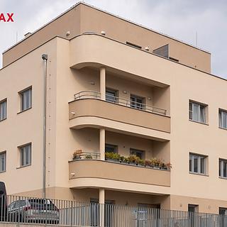 Pronájem bytu 2+kk, 70m²