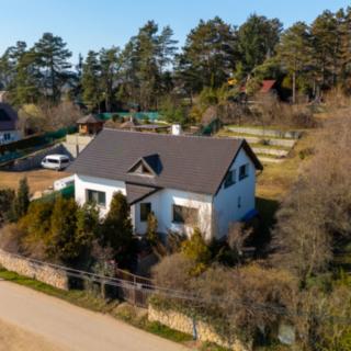 Prodej rodinného domu 300 m² Nespeky