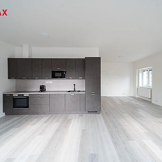 Pronájem bytu 2+kk 70 m² Praha
