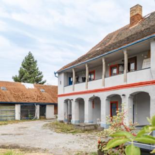 Prodej rodinného domu 300 m² Blatná, Strakatého