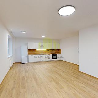 Pronájem bytu 3+kk 84 m² Olomouc Slavonín, Topolová