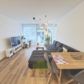 Pronájem bytu 2+kk, 60m²