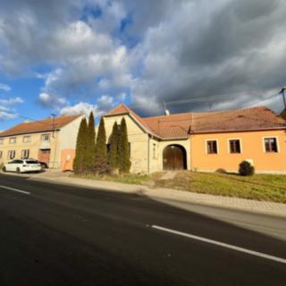 Prodej rodinného domu 120 m² Komořany