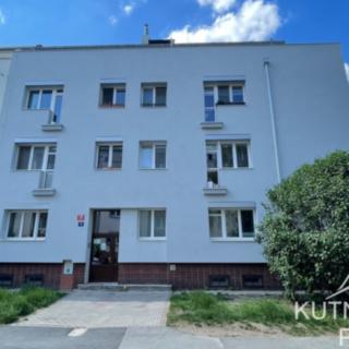 Pronájem bytu 1+1 37 m² Praha