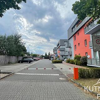 Pronájem parkovacího místa 12 m² Kutná Hora