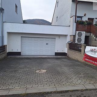 Prodej garáže 105 m² Chlumec