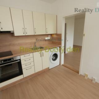 Pronájem bytu 1+1 35 m² Opava Kateřinky, Černá
