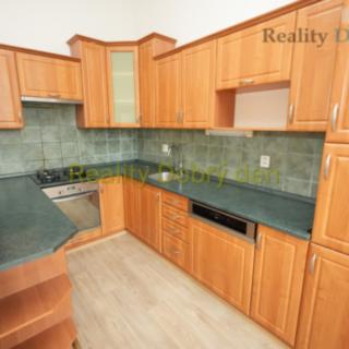 Pronájem bytu 2+kk 55 m² Opava Předměstí, Skřivánčí