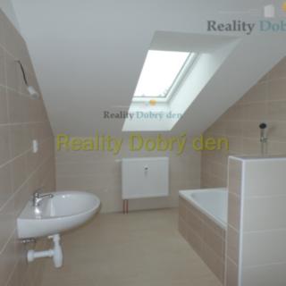 Pronájem bytu 2+1 71 m² Opava Předměstí, Nákladní