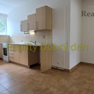 Pronájem bytu 2+1 77 m² Opava Předměstí, Nádražní okruh