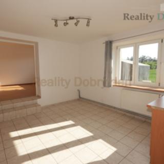 Pronájem bytu 2+1 81 m² Velké Heraltice Tábor