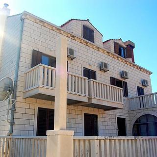 Prodej hotelu, penzionu, 950m²