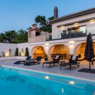 Prodej vily, 250m²
