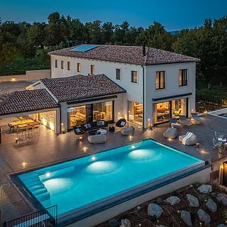 Prodej vily, 430m&sup2;