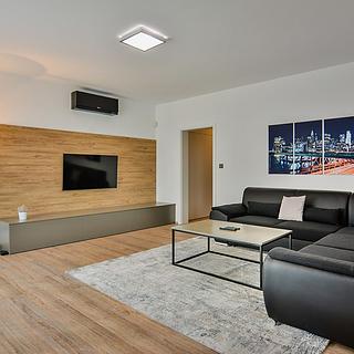 Pronájem bytu 4+kk 126 m² Praha