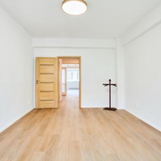 Pronájem bytu 2+1 73 m² Praha
