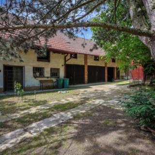 Prodej rodinného domu 158 m² Hajany