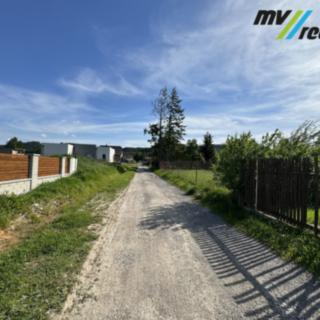 Prodej stavební parcely 1 210 m² Kamenný Újezd