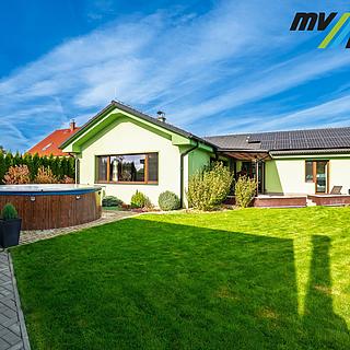 Prodej rodinného domu, 160m²