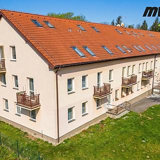 Prodej bytu 4+kk 131 m&sup2; Milovice