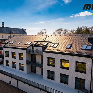 Prodej bytu 3+kk 73 m&sup2; Lysá nad Labem