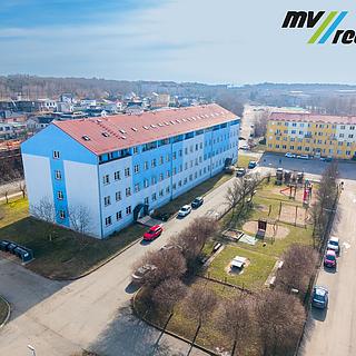Prodej bytu 2+1 66 m² Milovice Mladá, Topolová