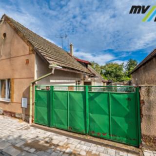 Prodej rodinného domu 73 m² Semice