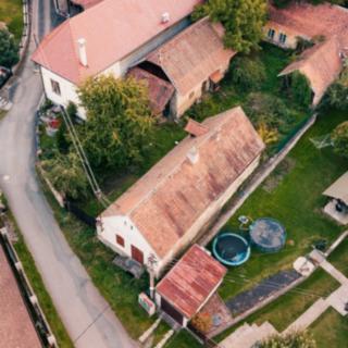Prodej rodinného domu 300 m² Lešany