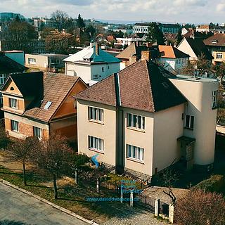 Prodej vily 390 m&sup2; Pardubice
