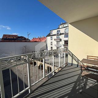 Pronájem bytu 2+kk 69 m² České Budějovice 6, Jeronýmova