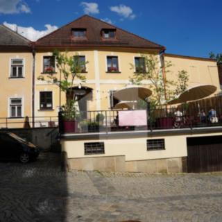 Prodej rodinného domu 600 m² Jindřichův Hradec