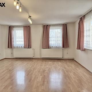 Pronájem bytu 1+1 51 m² Pohořelice, Lidická