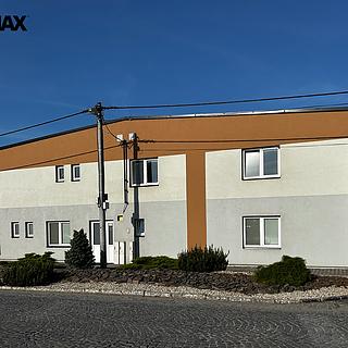 Pronájem bytu 1+kk a garsoniéry 35 m² Pohořelice, Znojemská