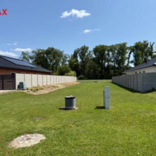 Prodej stavební parcely 754 m² Cvrčovice
