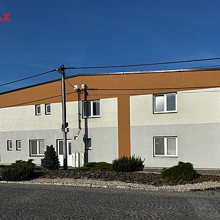 Pronájem bytu 1+kk a garsoniéry 35 m² Pohořelice, Znojemská