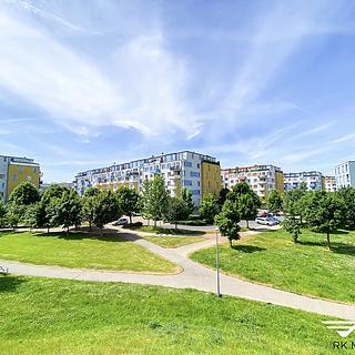 Pronájem bytu 4+kk 82 m² Praha Letňany, Bechlínská