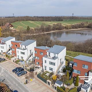 Prodej bytu 2+kk 59 m² Říčany Radošovice, Plavínová