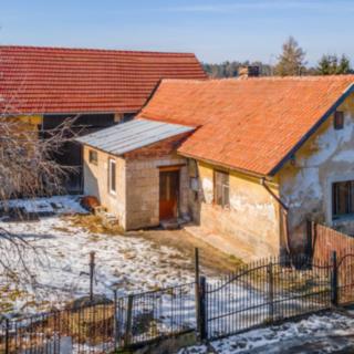 Prodej rodinného domu 110 m² Svojetice