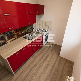 Pronájem bytu 2+1 56 m² Karviná Mizerov, Majakovského