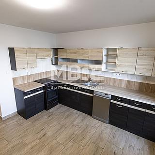 Pronájem bytu 2+1 65 m² Orlová Lutyně, Okružní
