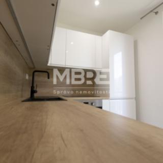 Pronájem bytu 2+1 55 m² Karviná Hranice, Mendelova