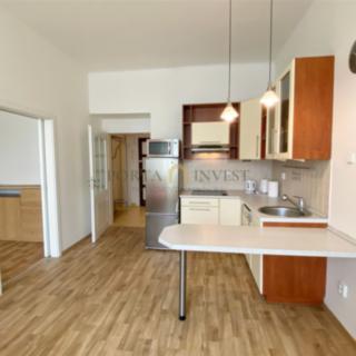 Pronájem bytu 2+kk 54 m² Praha Nusle, Hradeckých